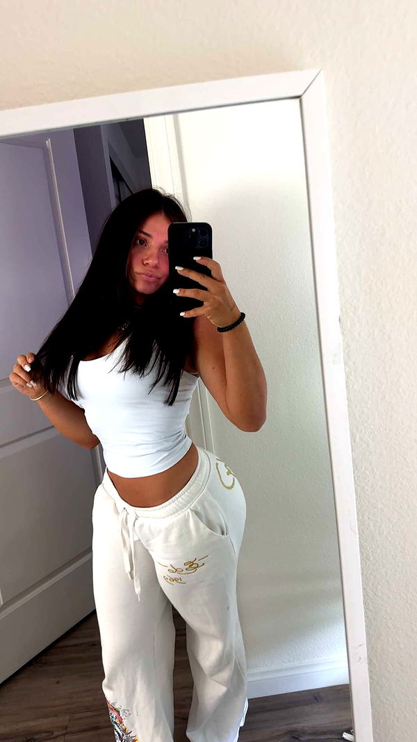 kaylamanouss17 image ~ Altpins