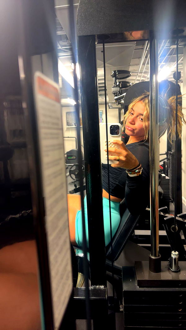 kaylamanouss17 image ~ Altpins