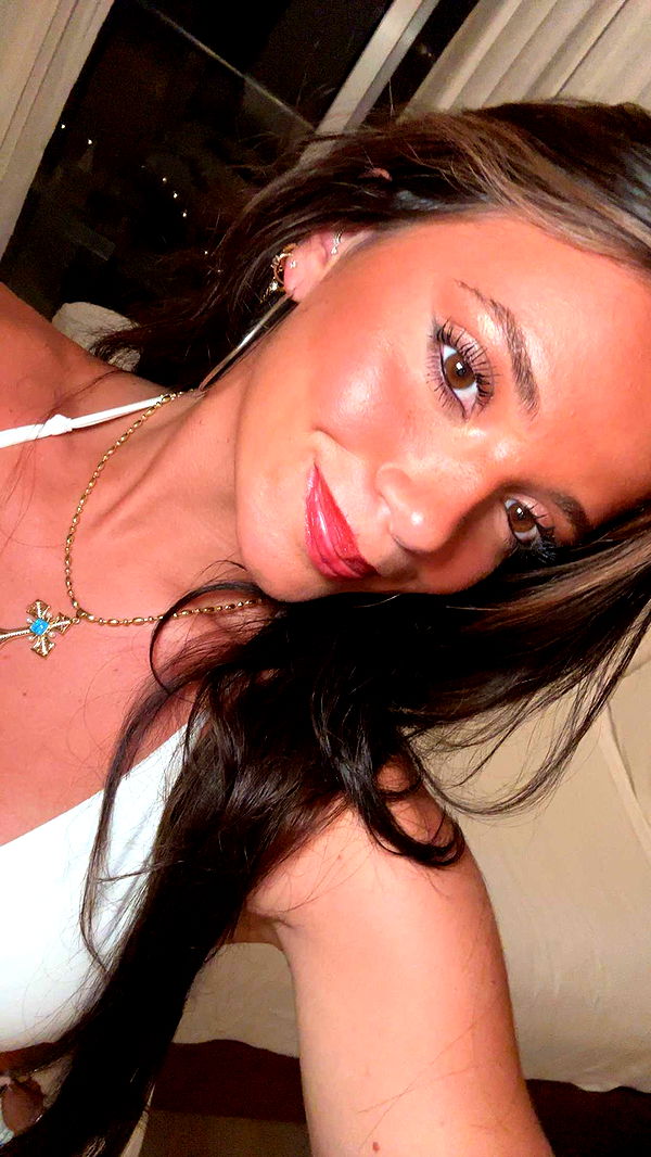 kaylamanouss17 image ~ Altpins