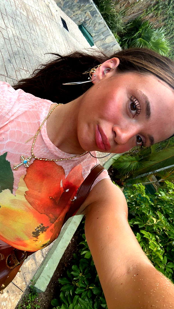 kaylamanouss17 image ~ Altpins