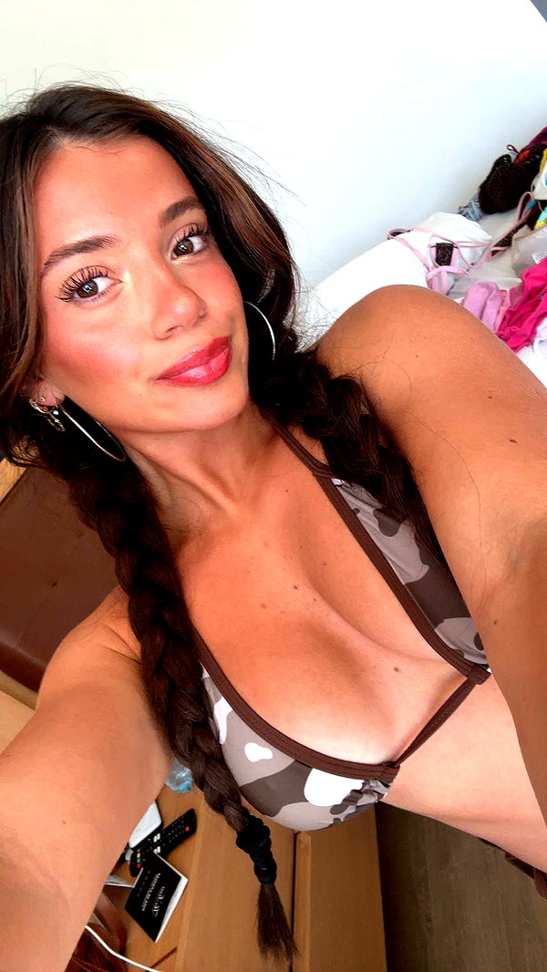 kaylamanouss17 image ~ Altpins