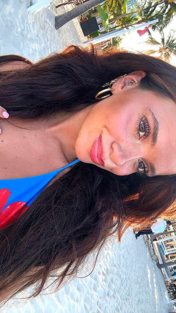 kaylamanouss17 image ~ Altpins