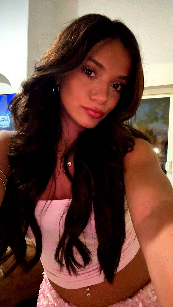 kaylamanouss17 image ~ Altpins