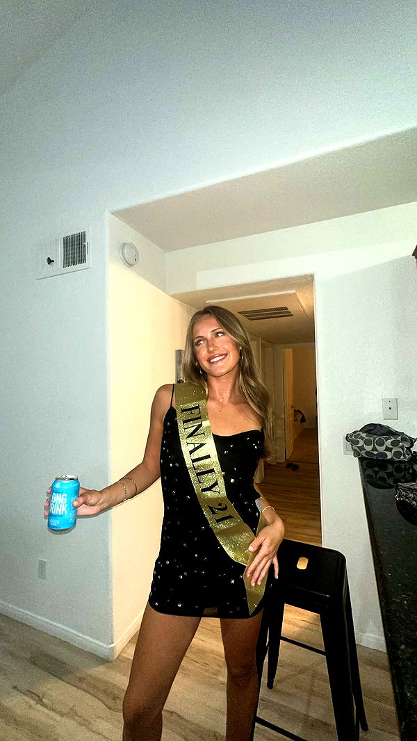 kaylamanouss17 image ~ Altpins