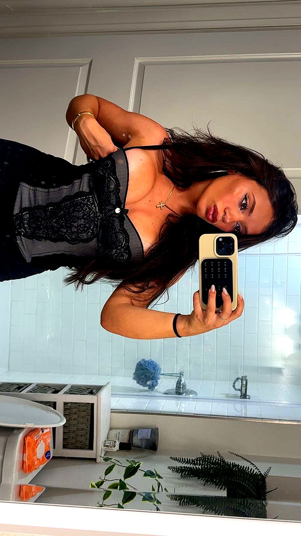 kaylamanouss17 image ~ Altpins