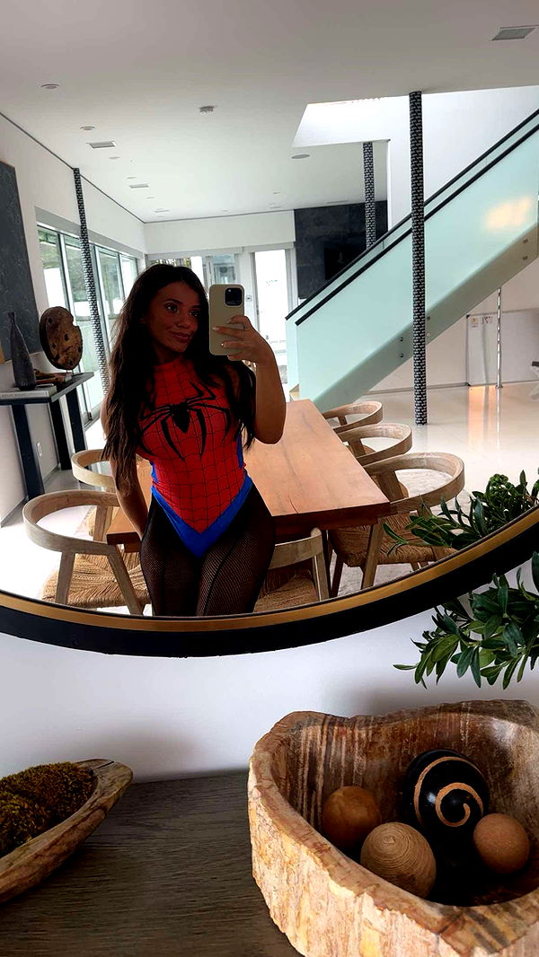 kaylamanouss17 image ~ Altpins