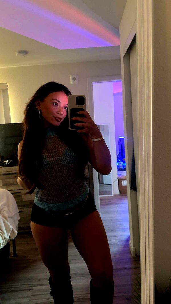 kaylamanouss17 image ~ Altpins