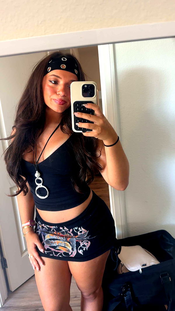 kaylamanouss17 image ~ Altpins