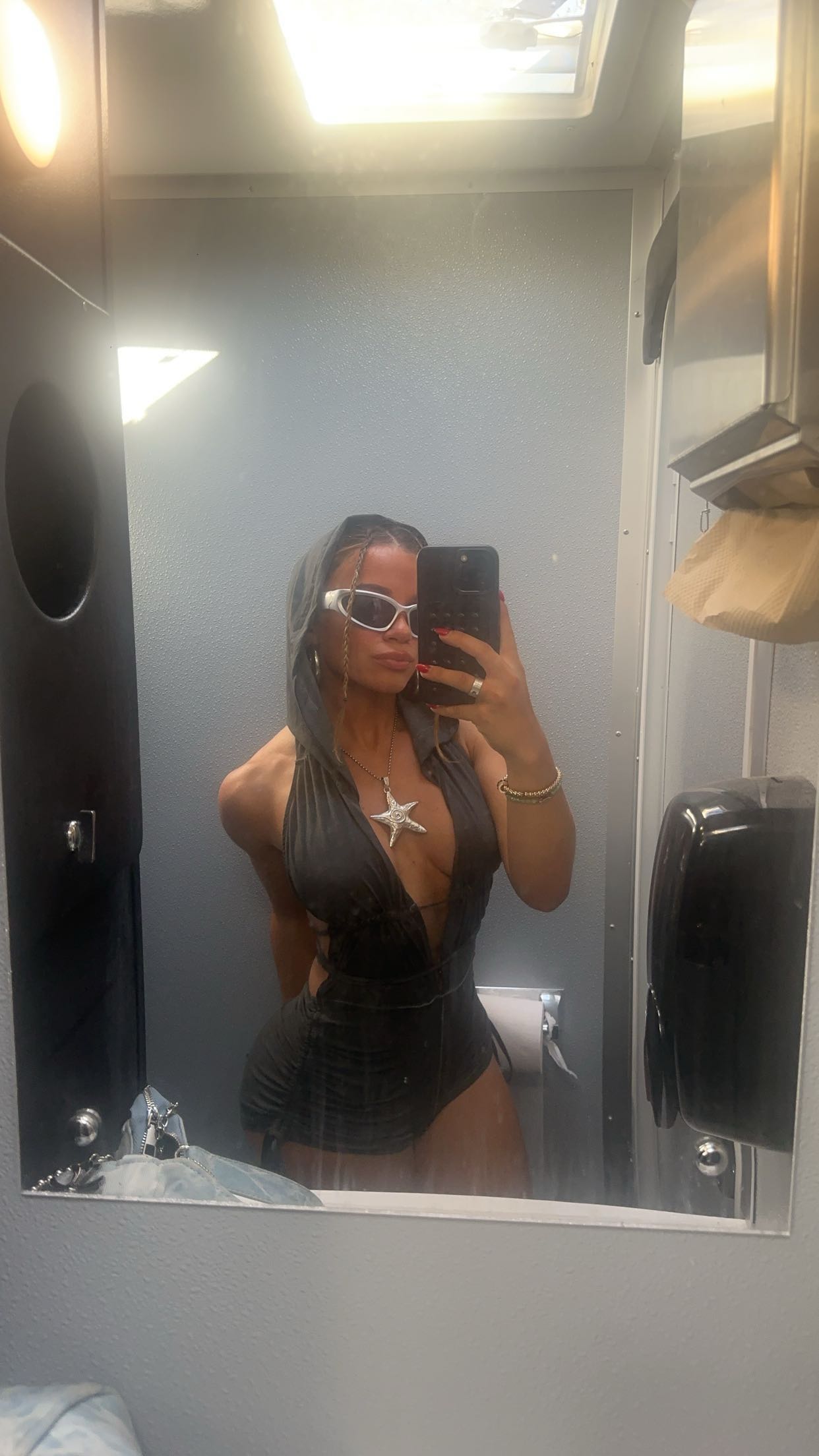 kaylamanouss17 snapchat image archive image