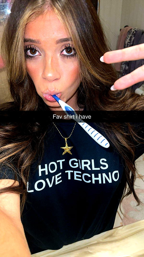 kaylamanouss17 image ~ Altpins