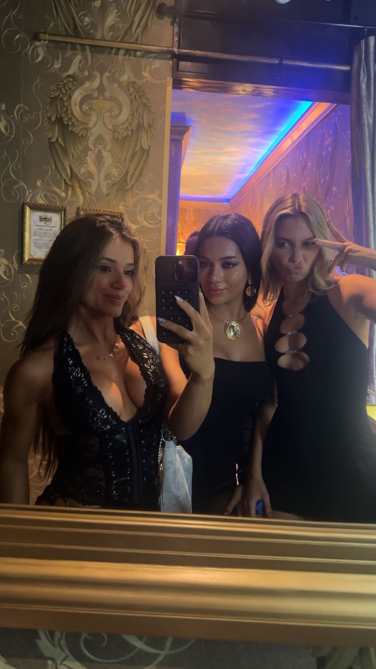 kaylamanouss17 snapchat image archive image