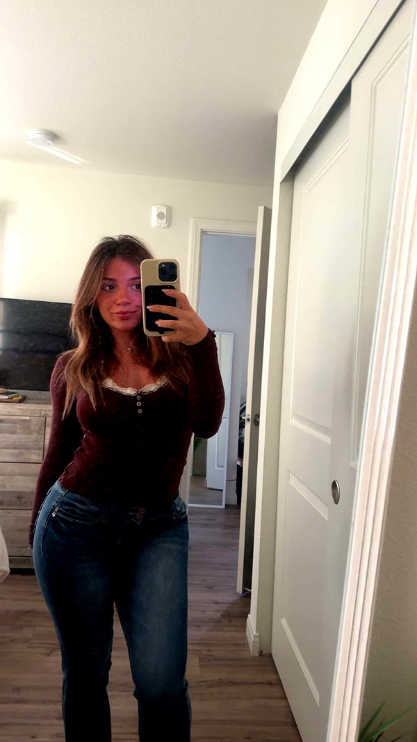 kaylamanouss17 snapchat image archive image