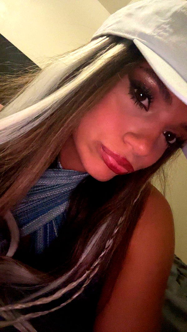 kaylamanouss17 image ~ Altpins