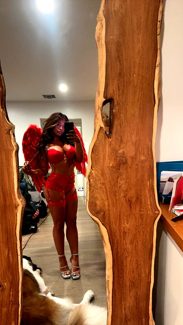 kaylamanouss17 image ~ Altpins