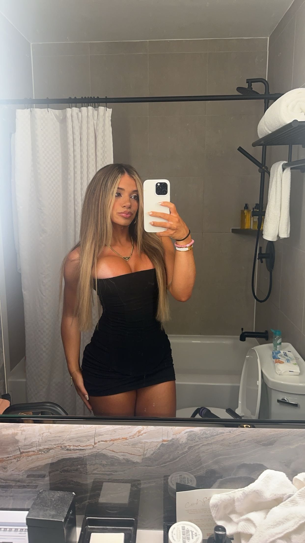 kaylamanouss17 snapchat image archive image