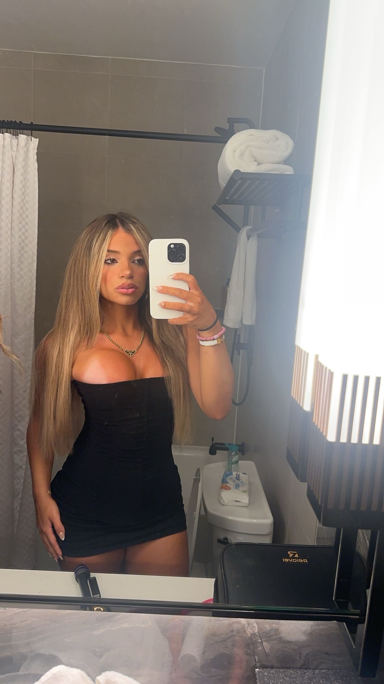 kaylamanouss17 snapchat image archive image