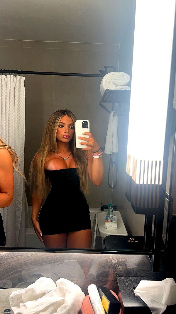 kaylamanouss17 image ~ Altpins