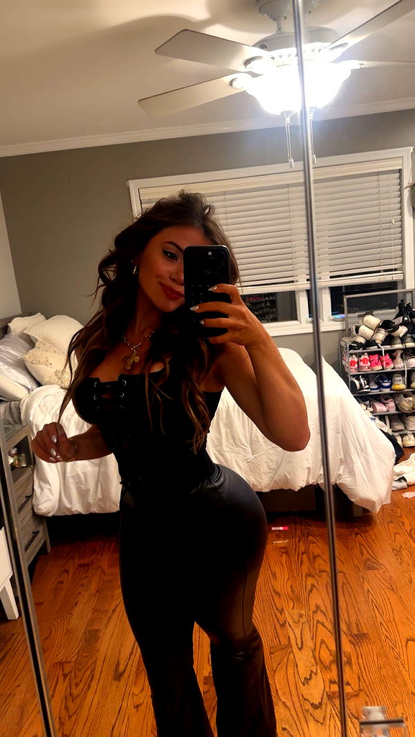 kaylamanouss17 image ~ Altpins