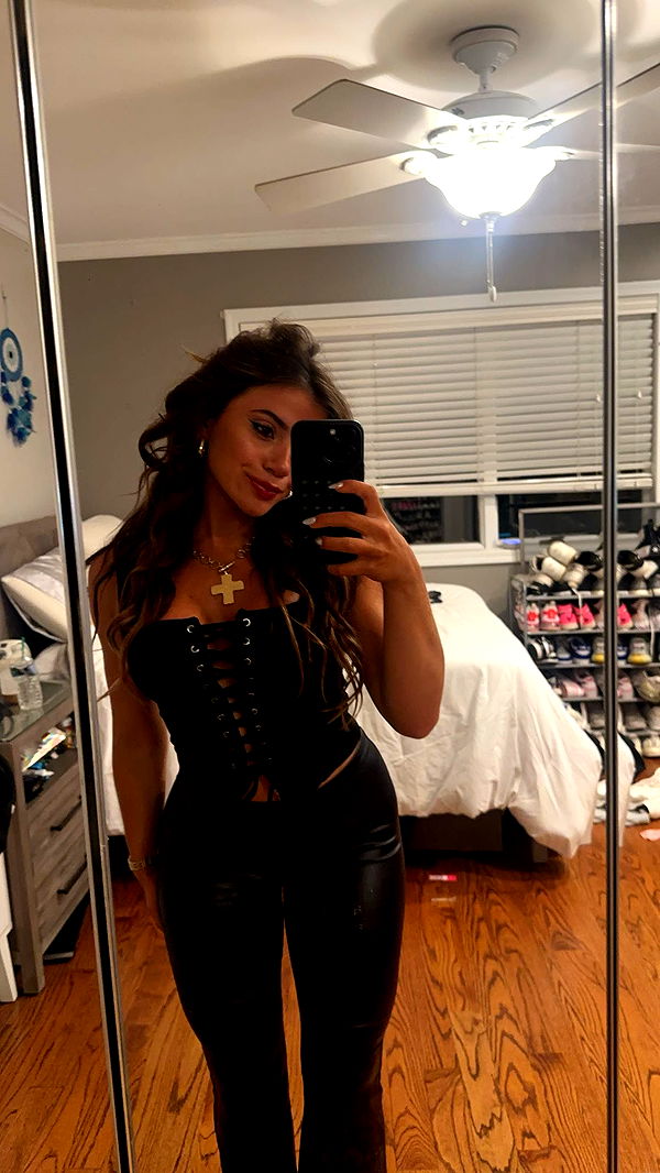 kaylamanouss17 image ~ Altpins