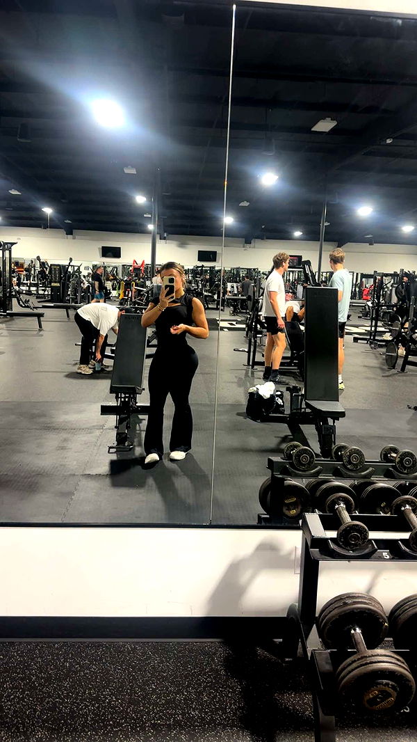 kaylamanouss17 image ~ Altpins