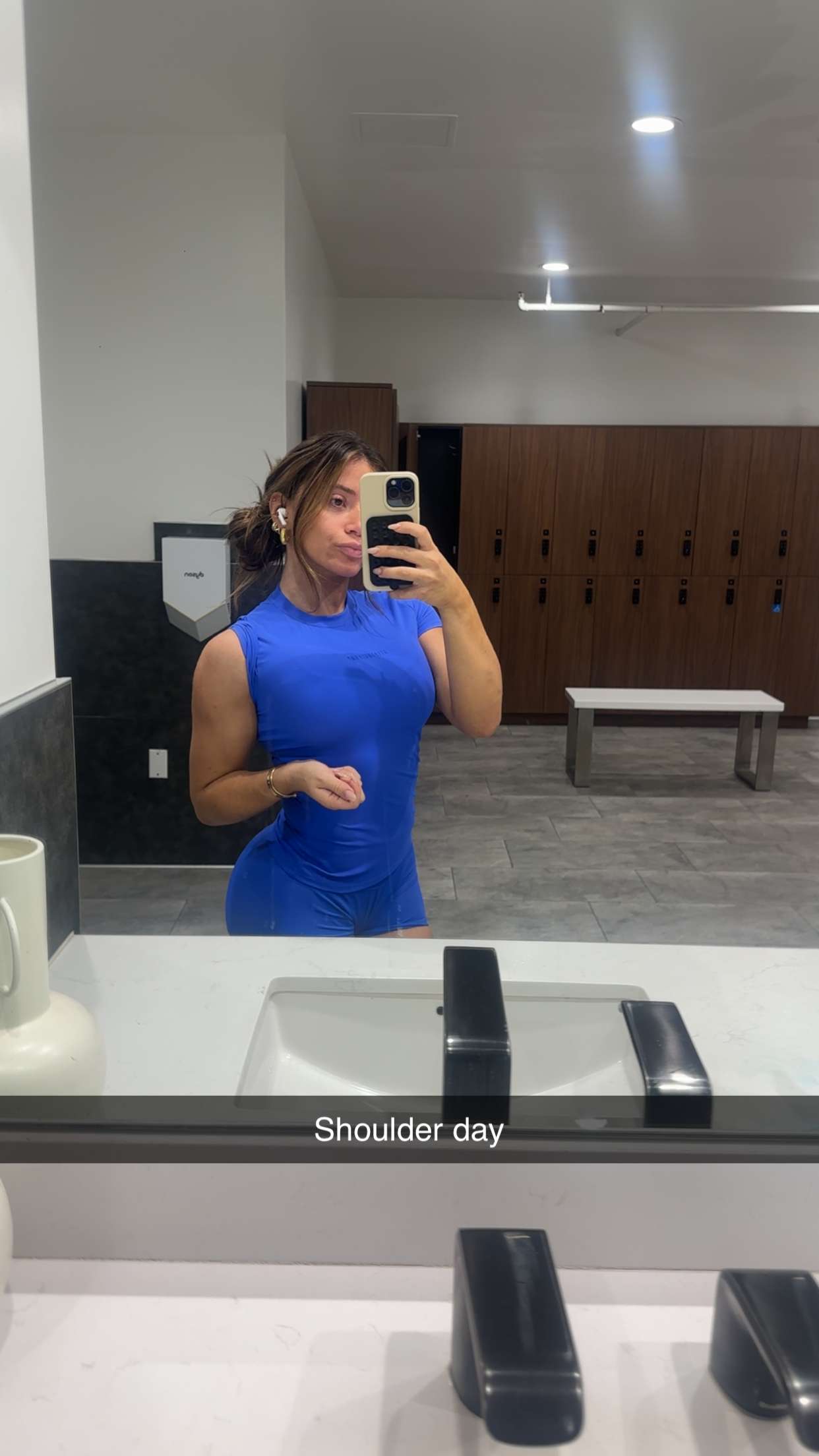 kaylamanouss17 snapchat image archive image