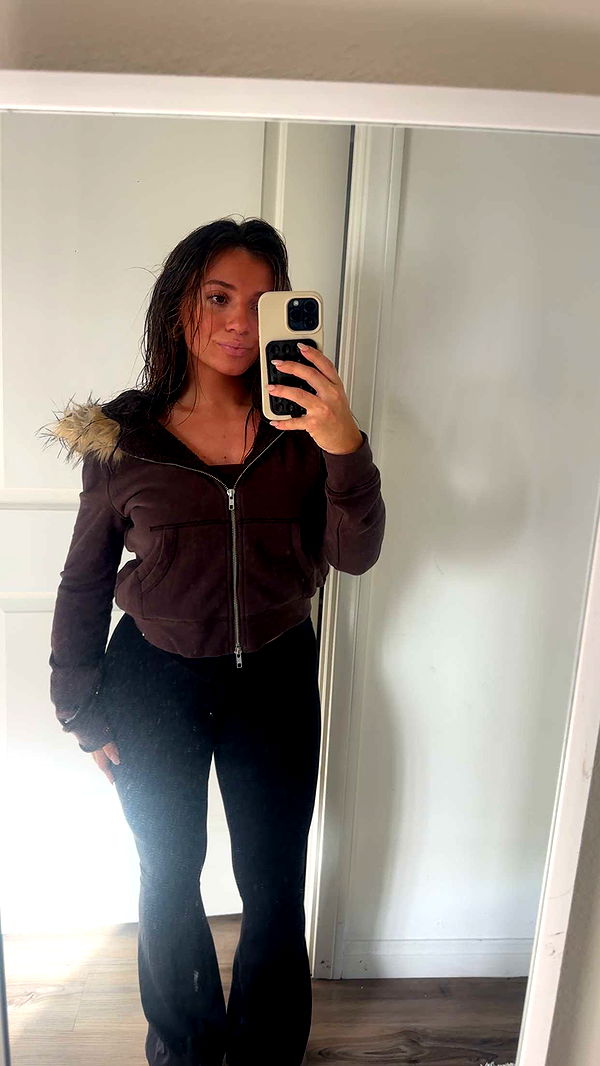 kaylamanouss17 image ~ Altpins