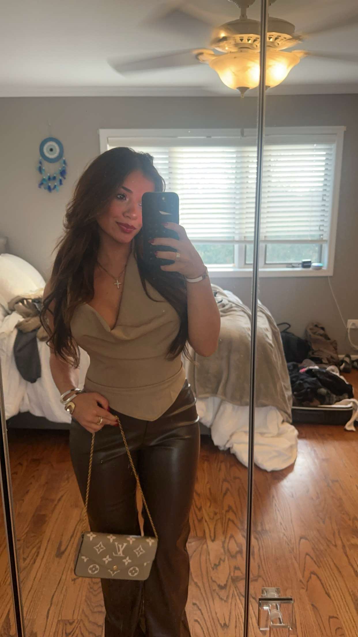 kaylamanouss17 snapchat image archive image