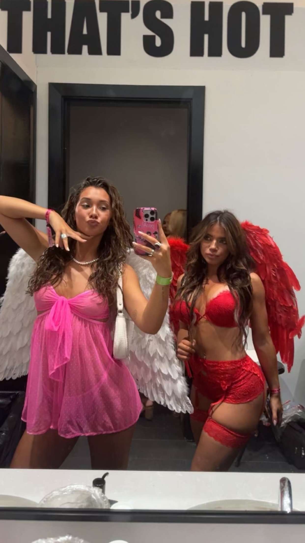 kaylamanouss17 snapchat image archive image