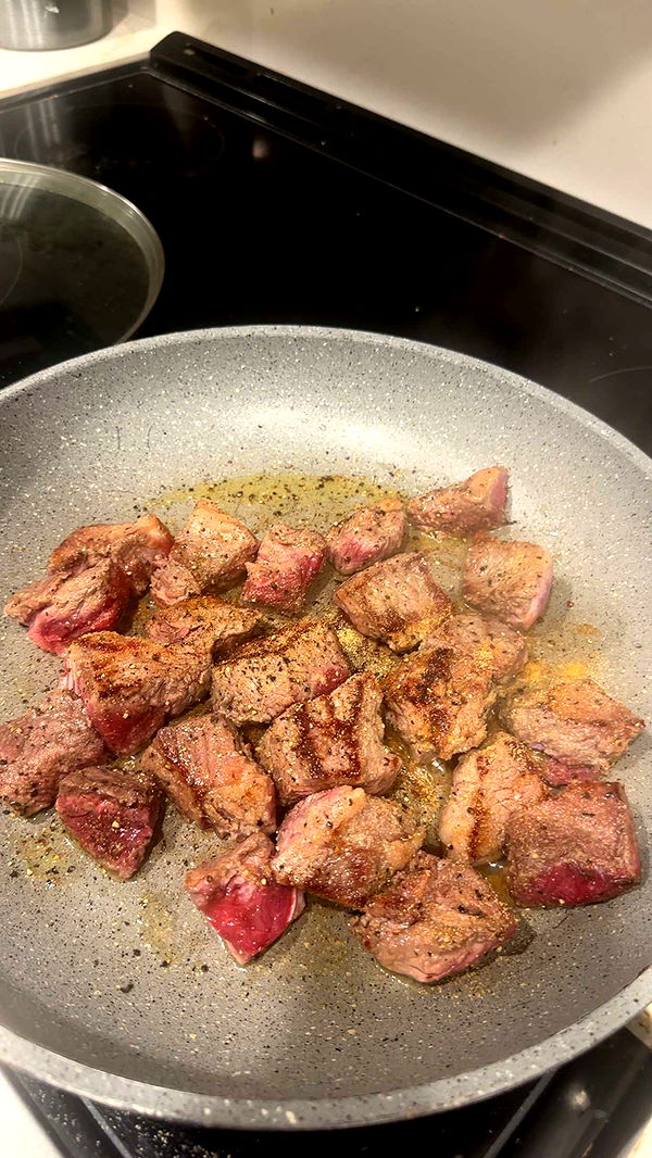 kaylamanouss17 image ~ Altpins