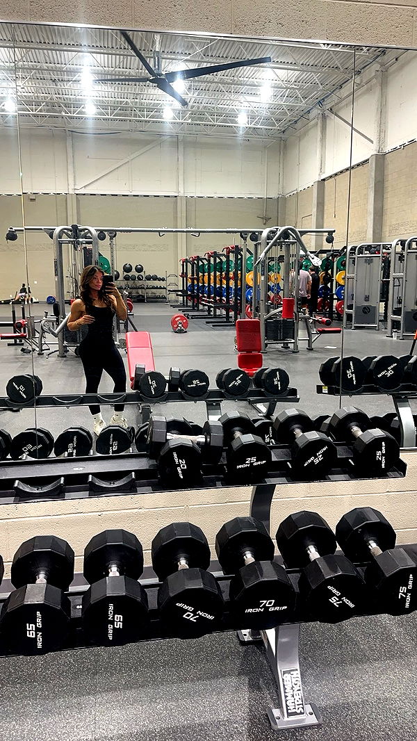 kaylamanouss17 image ~ Altpins