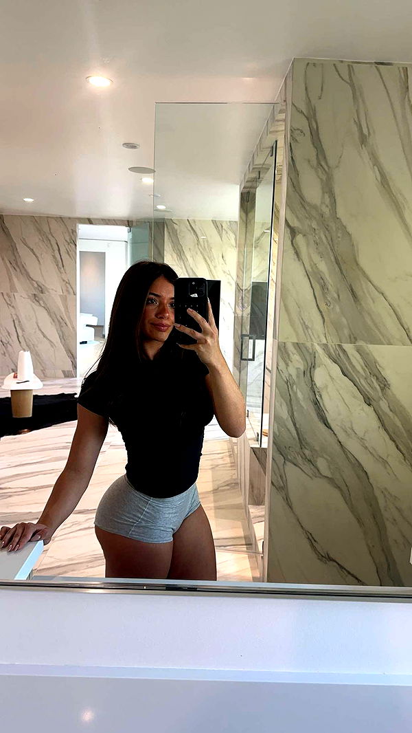 kaylamanouss17 image ~ Altpins