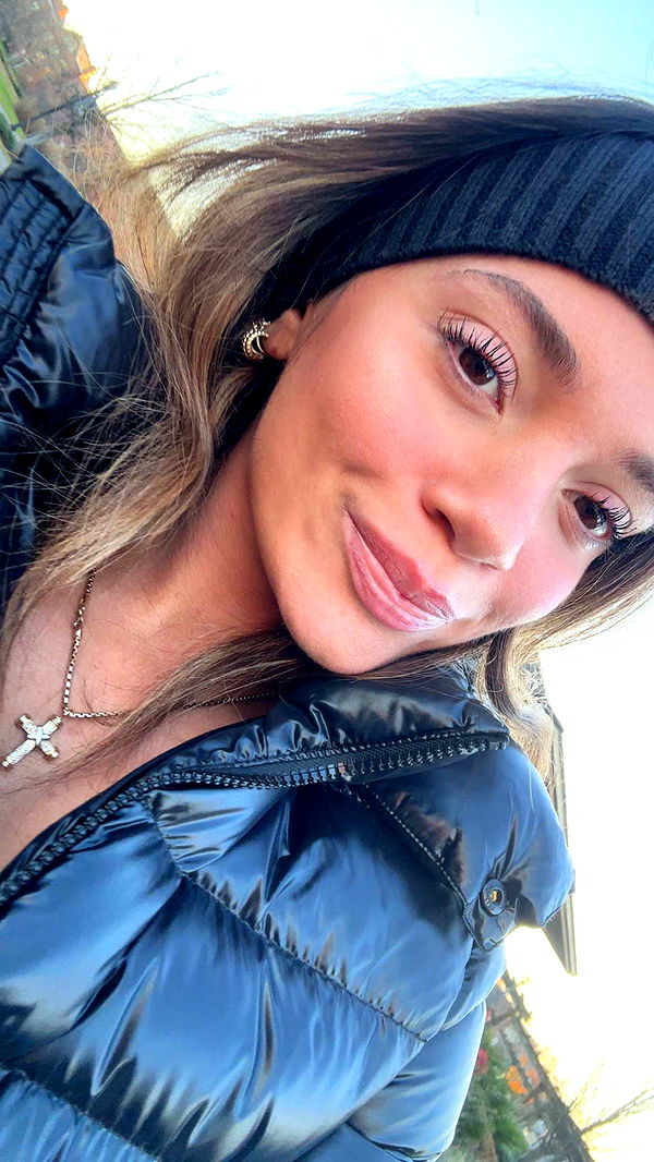 kaylamanouss17 image ~ Altpins