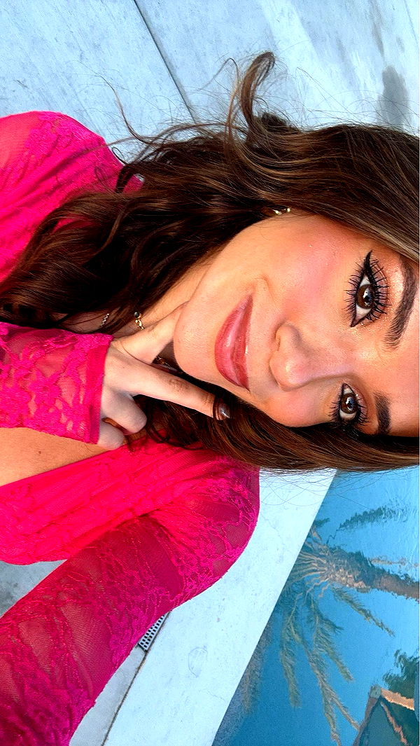 kaylamanouss17 image ~ Altpins