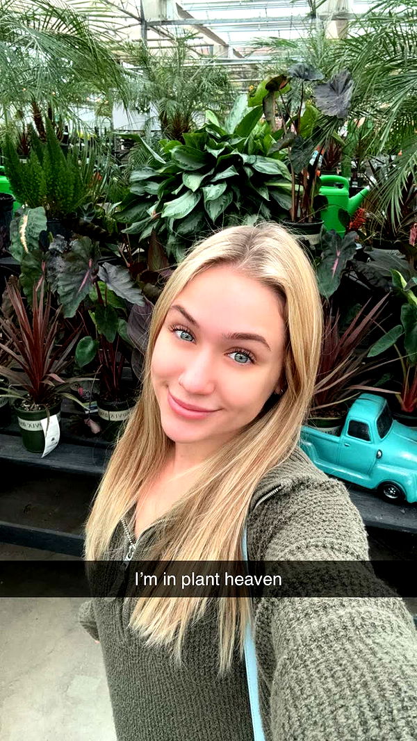 kayleedolisi image ~ Altpins