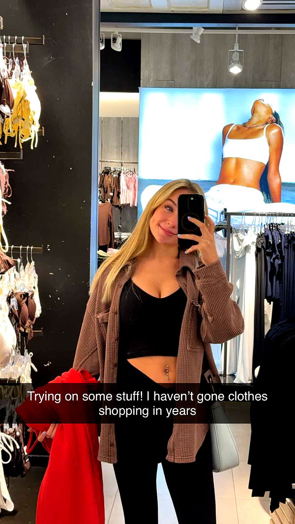 kayleedolisi image ~ Altpins