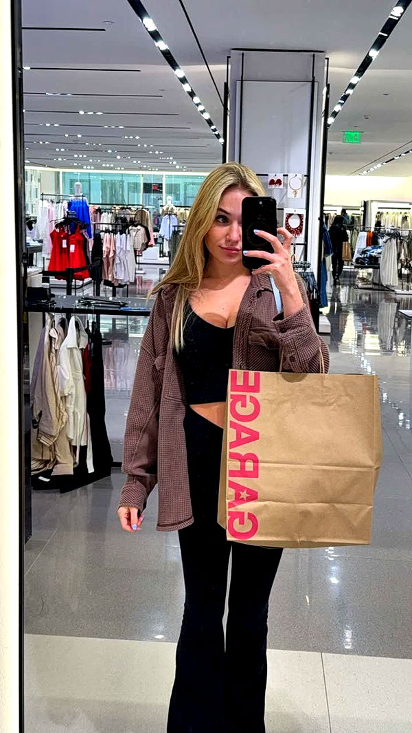 kayleedolisi image ~ Altpins