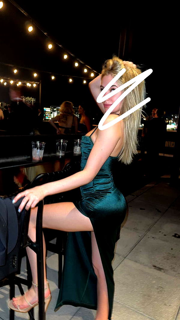 kayleedolisi image ~ Altpins