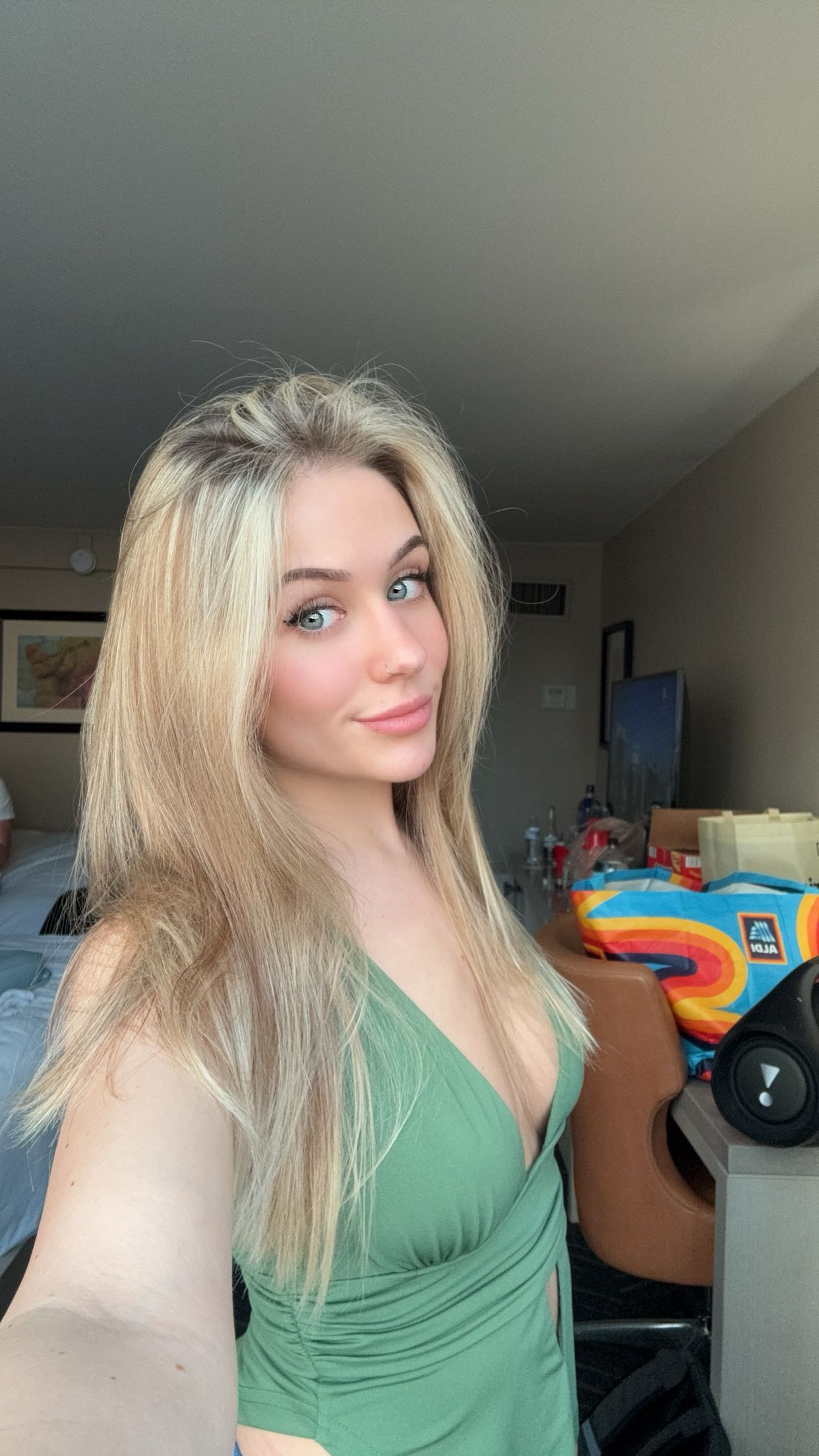 kayleedolisi snapchat image archive image