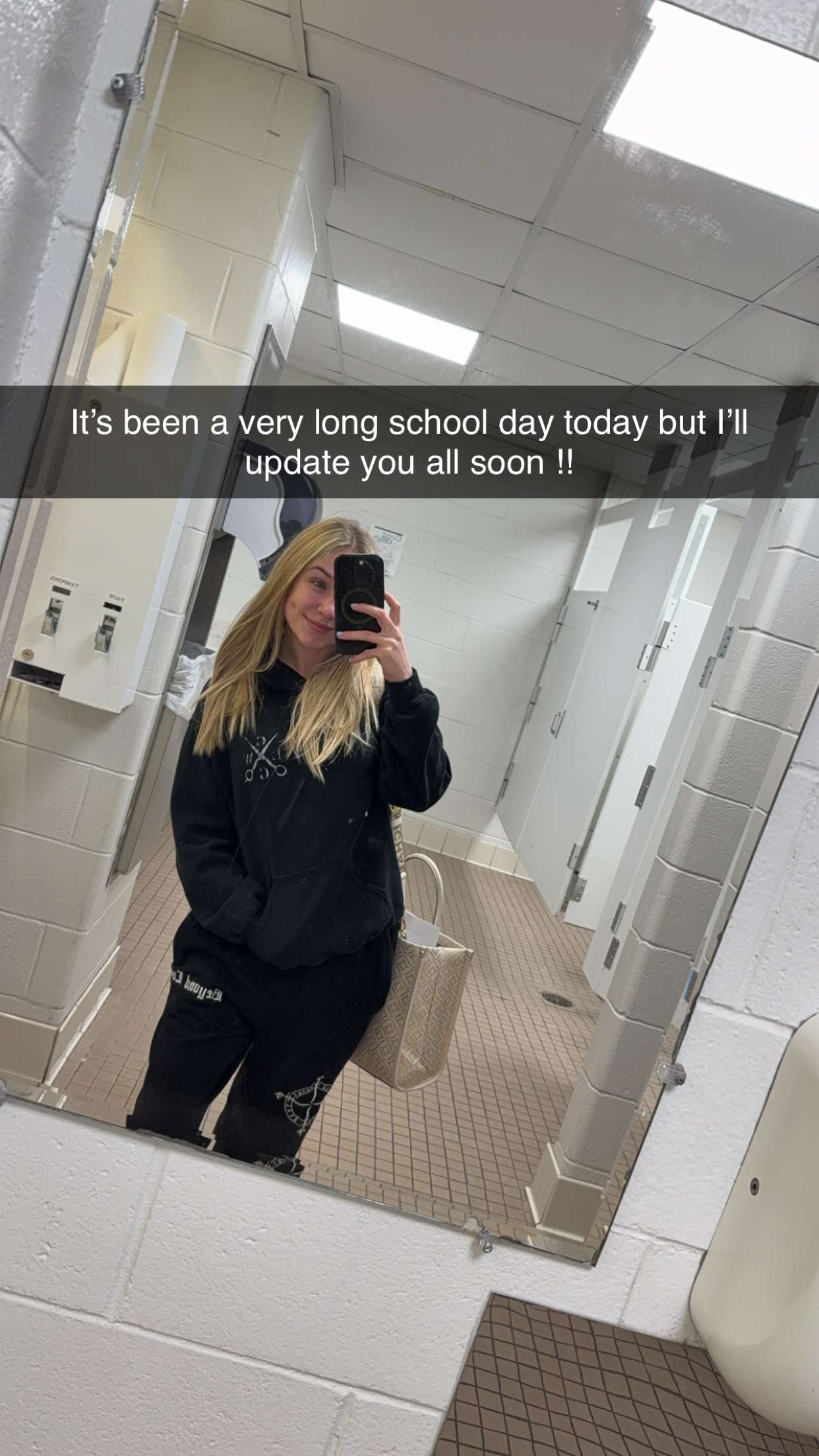 kayleedolisi snapchat image archive image