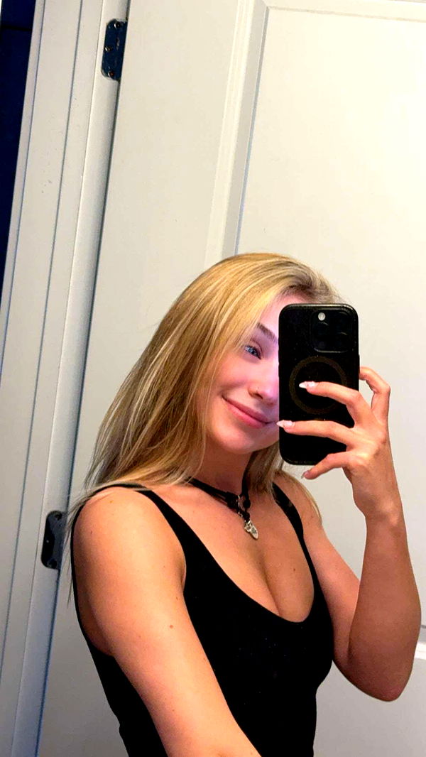 kayleedolisi image ~ Altpins