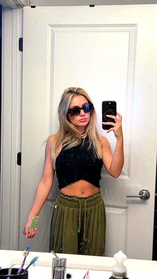 kayleedolisi image ~ Altpins