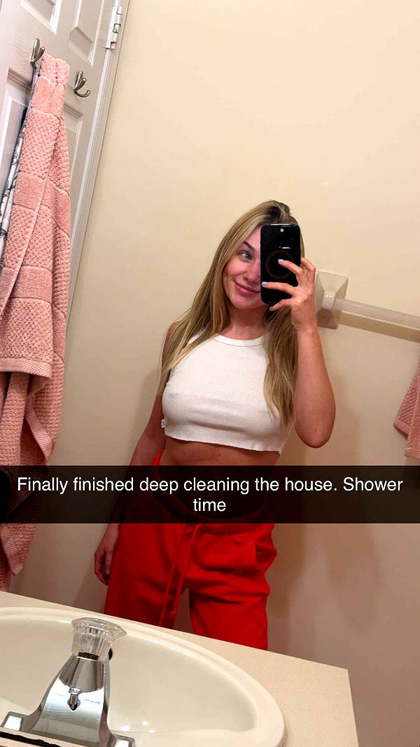 kayleedolisi image ~ Altpins