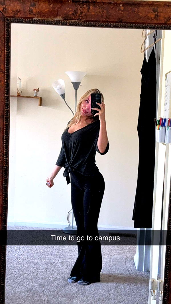 kayleedolisi image ~ Altpins