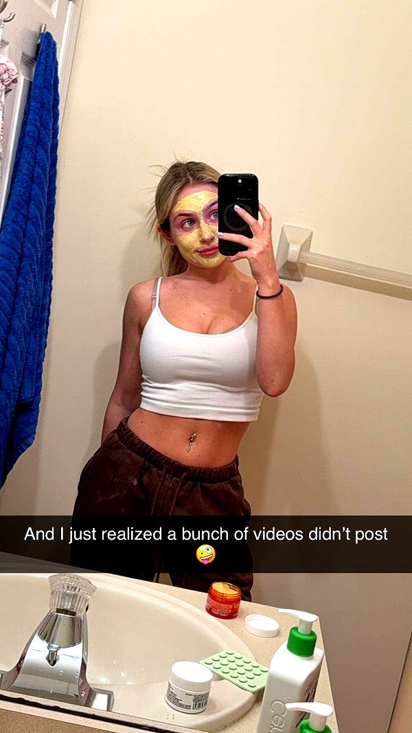 kayleedolisi image ~ Altpins