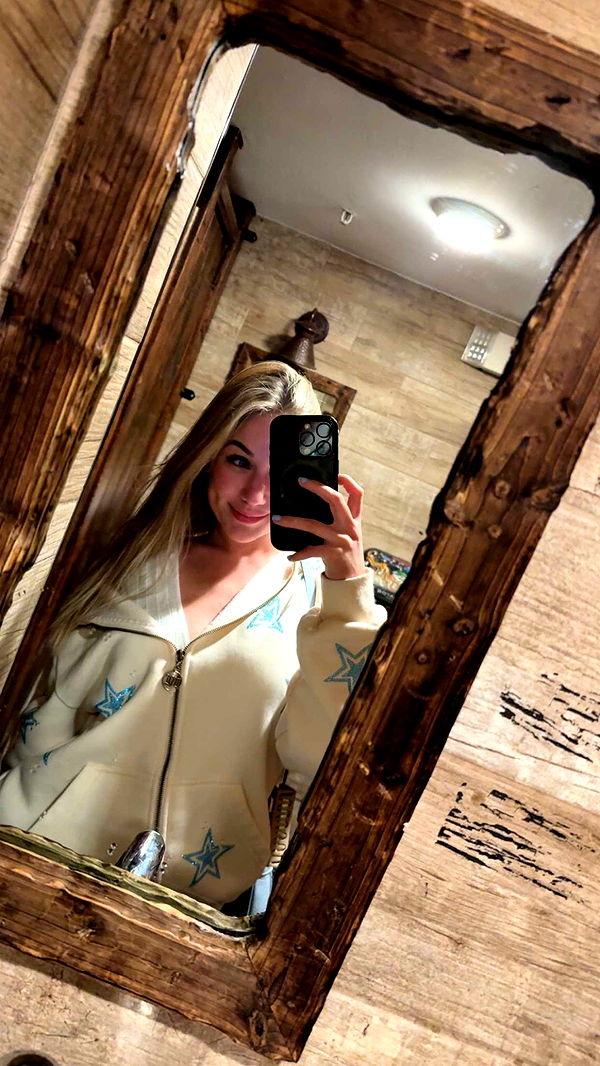 kayleedolisi image ~ Altpins