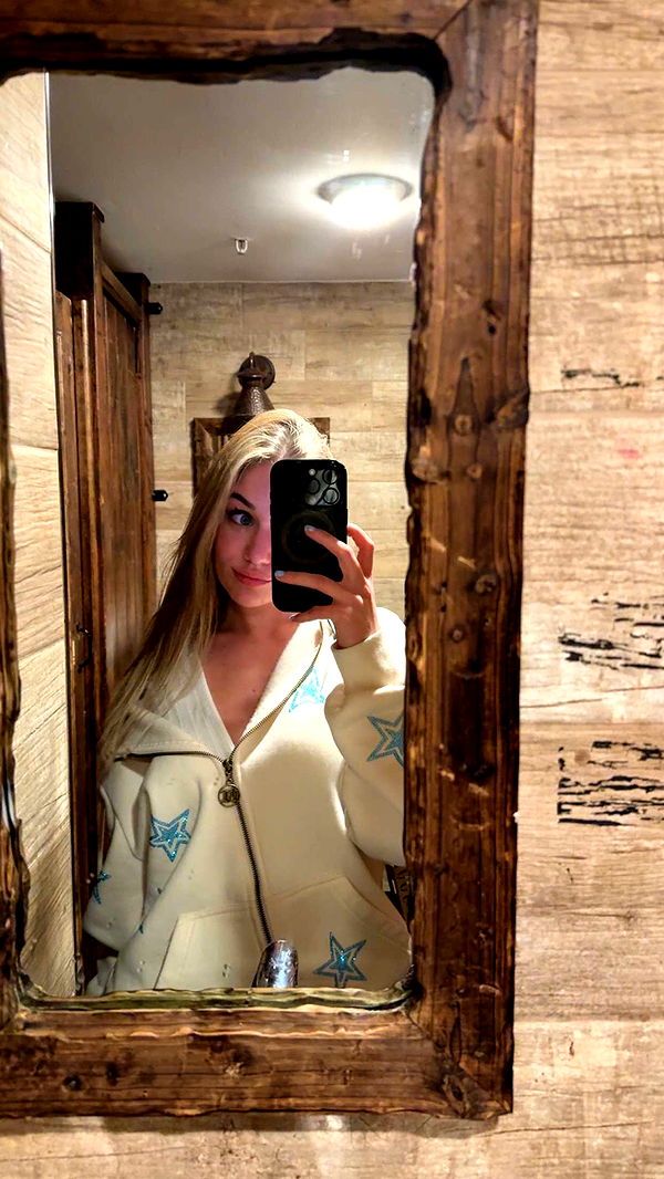 kayleedolisi image ~ Altpins