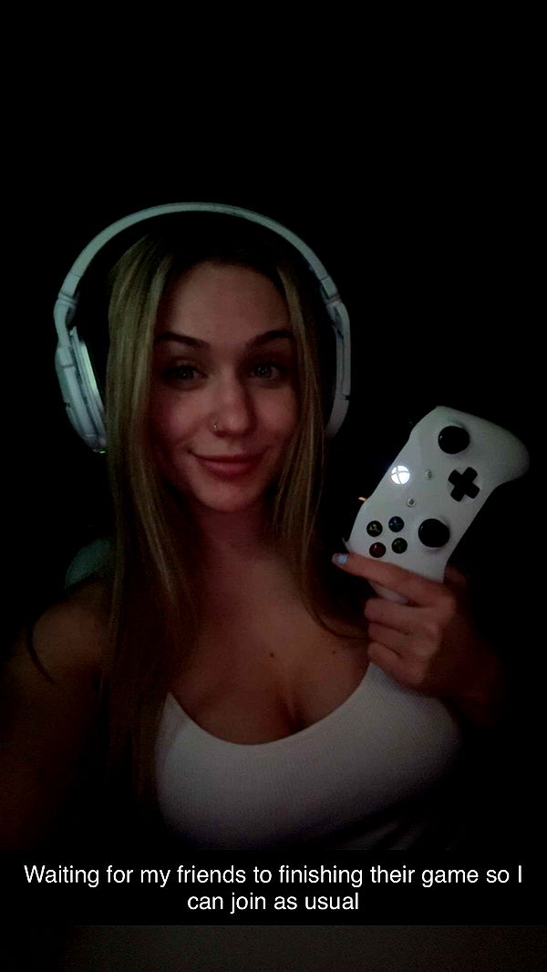 kayleedolisi image ~ Altpins