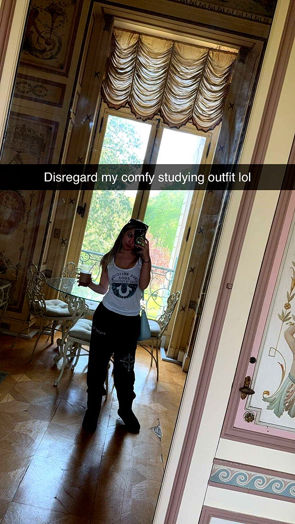 kayleedolisi image ~ Altpins