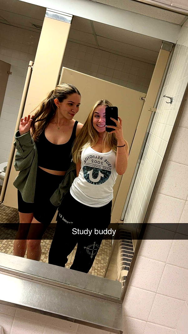 kayleedolisi image ~ Altpins