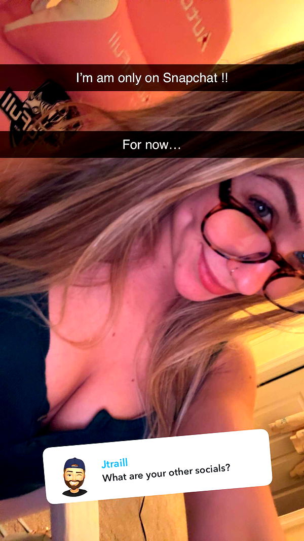 kayleedolisi image ~ Altpins